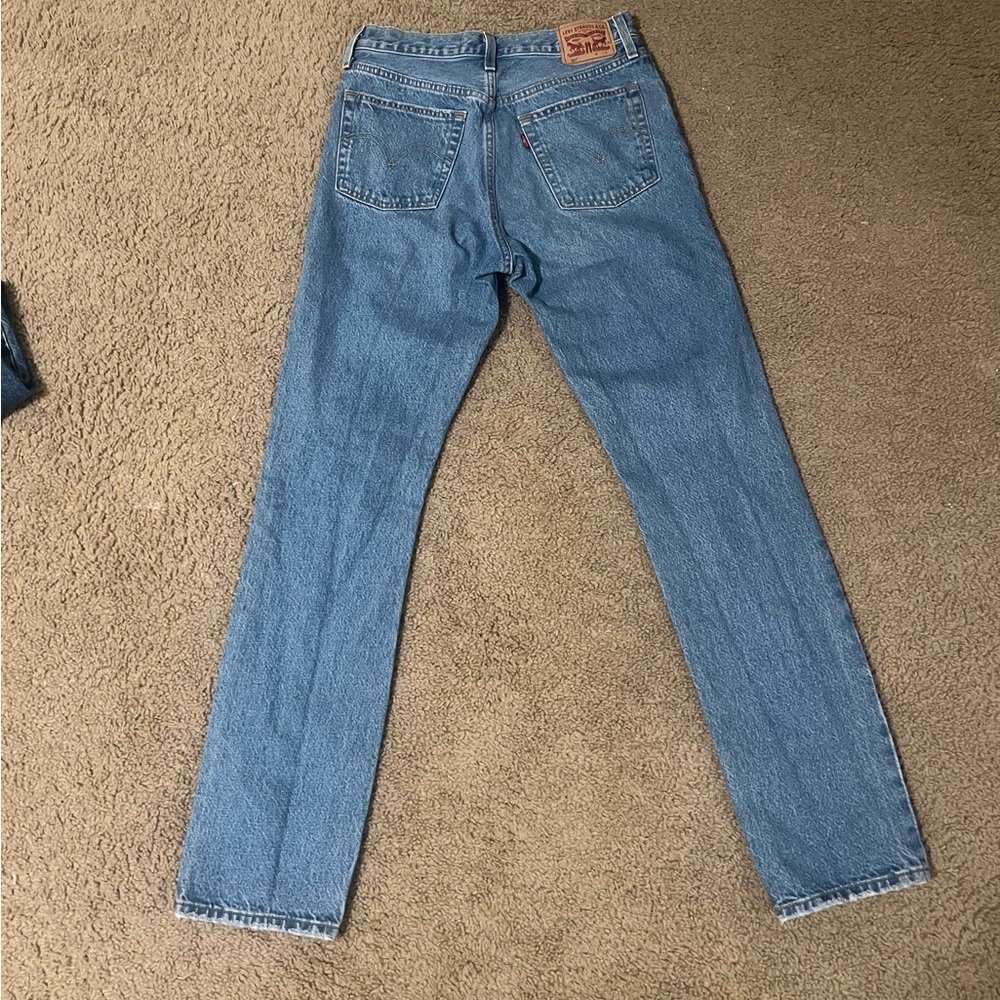 501 Levi Strauss and Company jeans - Picture 5 of 5